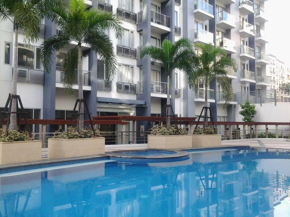 One Palm Tree Villas 마닐라 외부 사진